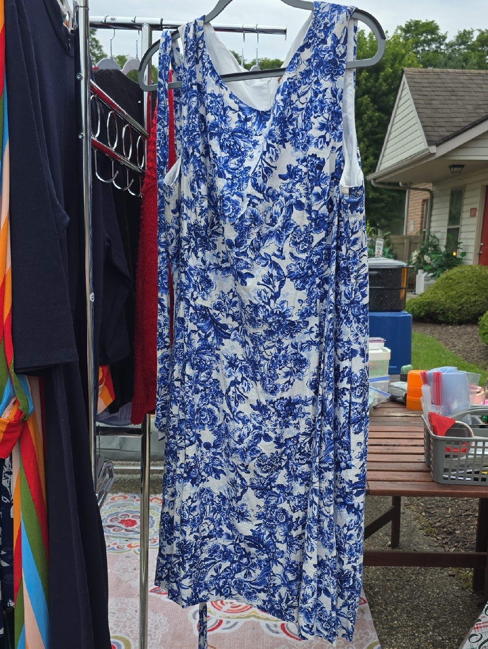 Blue and White Floral Sleeveless Women’s Dress